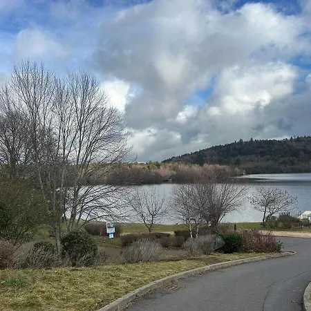 Pierre Du - Maison Ferienhaus Aydat