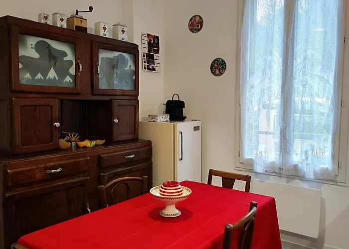 Pierre Du - Maison *